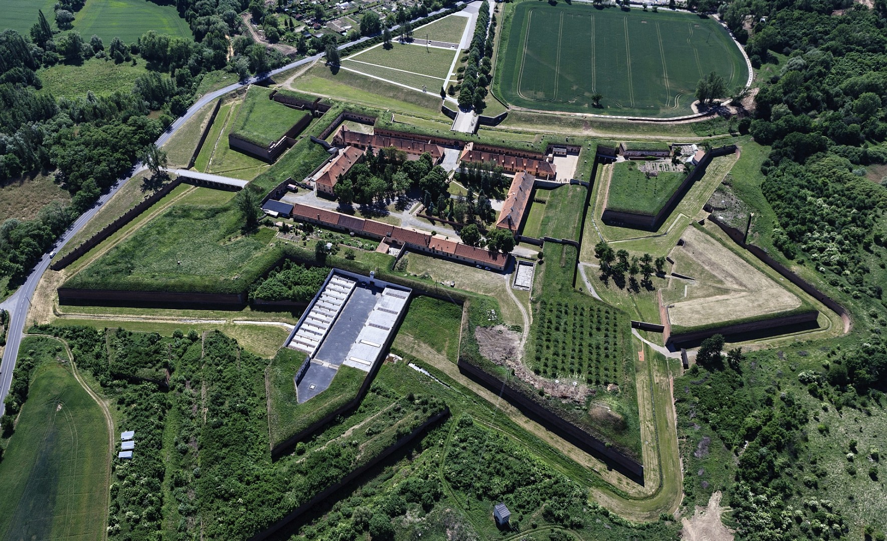 Letecký pohled na Malou pevnost
