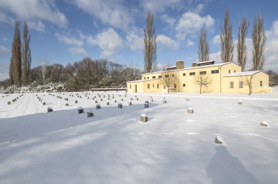 ŽIdovský hřbitov a krematorium v zimě